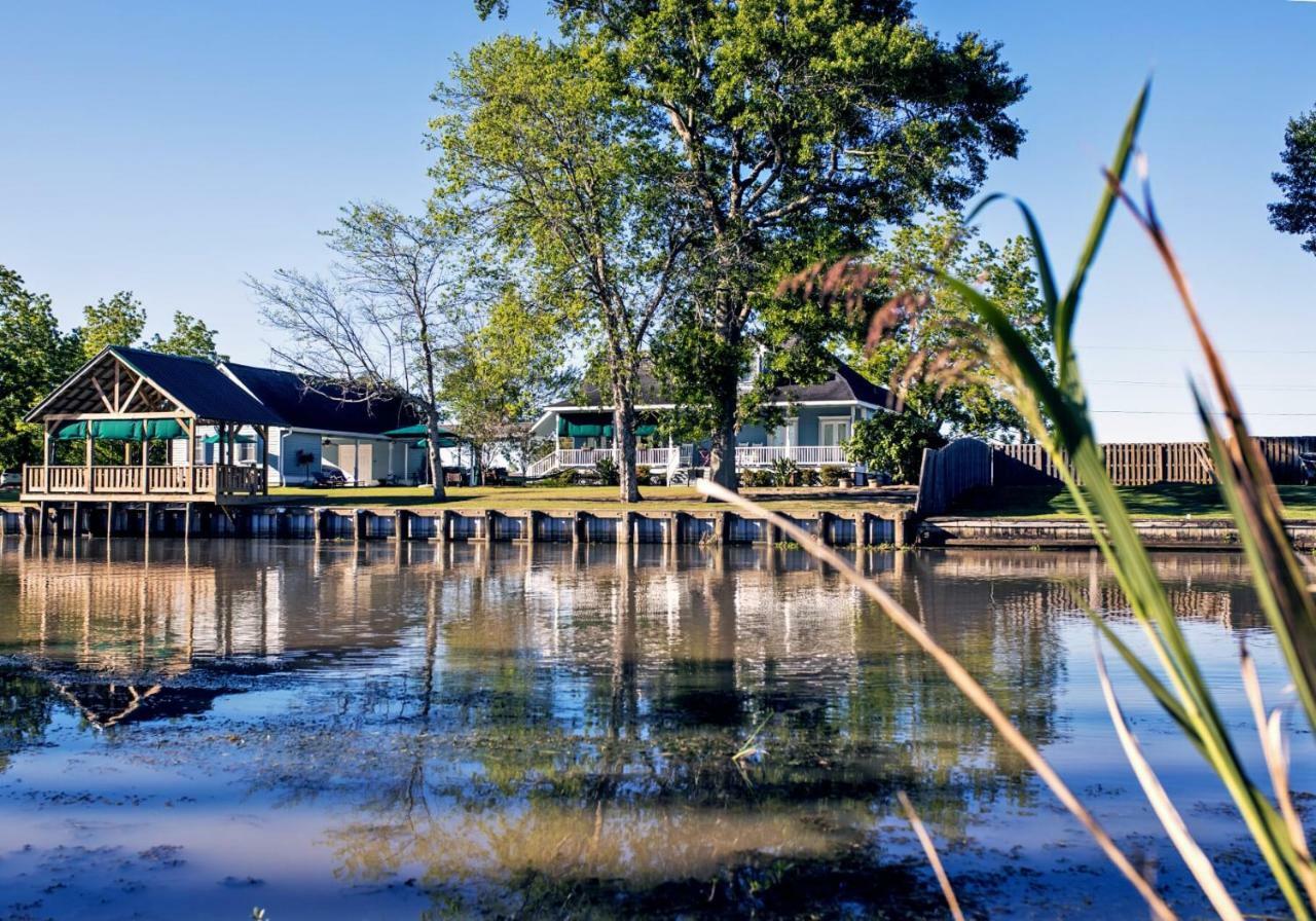 A Chateau On The Bayou Bed & Breakfast Raceland 외부 사진