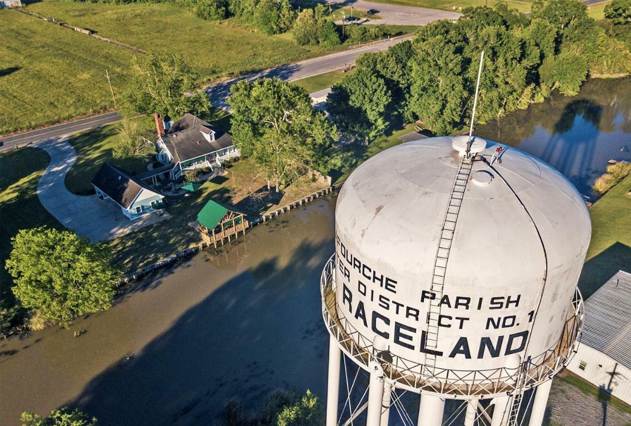 A Chateau On The Bayou Bed & Breakfast Raceland 외부 사진